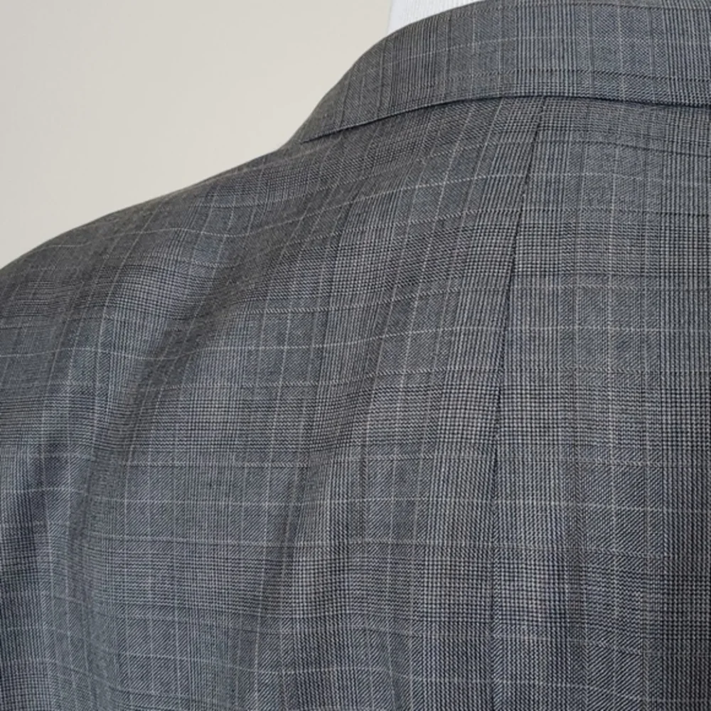 Men's Burberry Plaid Suit Jacket
